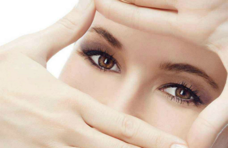 珍妮肤护肤小技巧：眼袋如何护理？